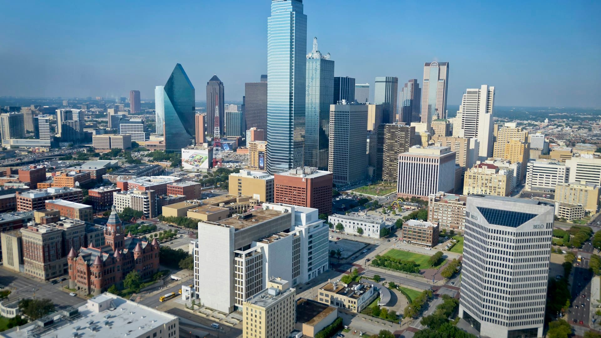 Dallas Fort Worth skyline representing Techvera IT services